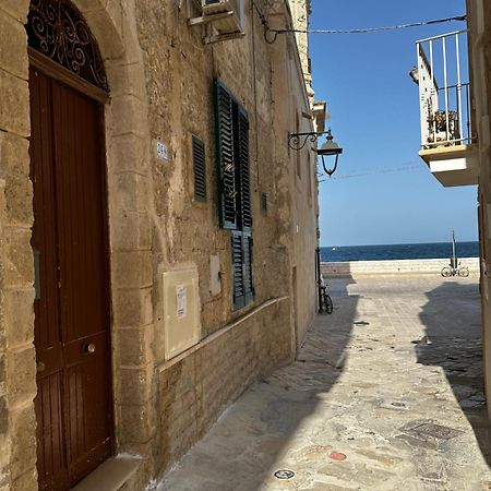 Casa Vacanze San Salvatore Centro Storico Monopoli Exterior photo