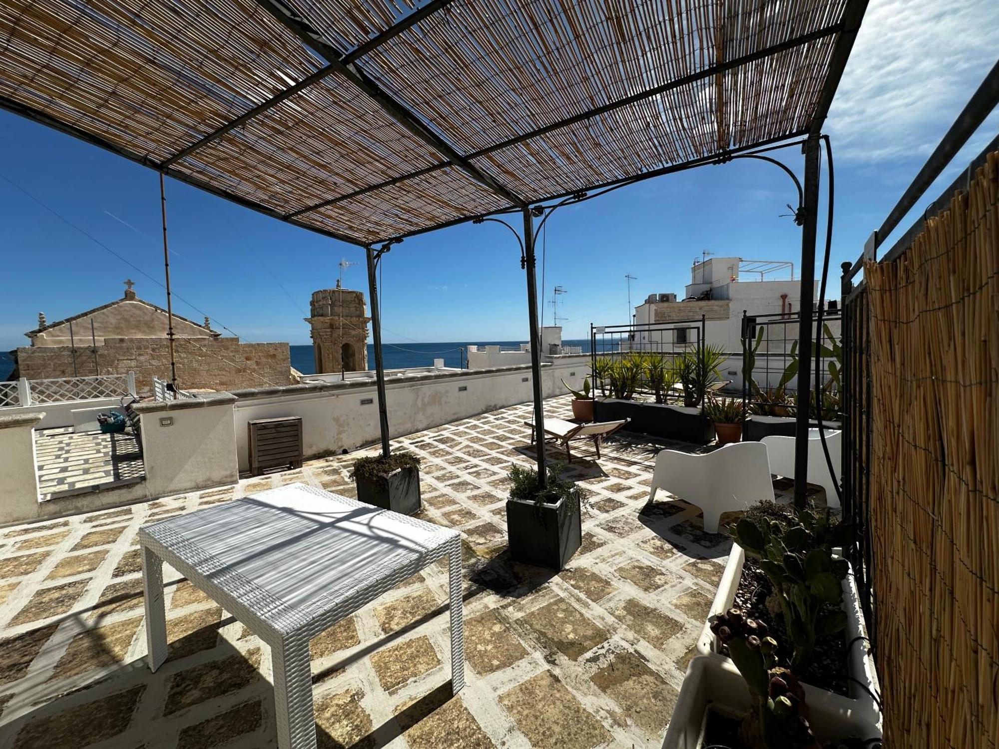 Casa Vacanze San Salvatore Centro Storico Monopoli Exterior photo